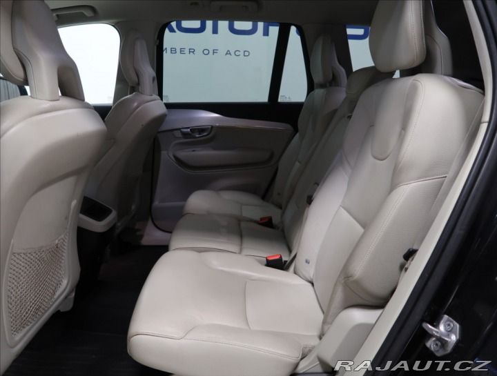 Volvo XC90 2,0 D5 AWD MOMENTUM 7 MÍS 2017