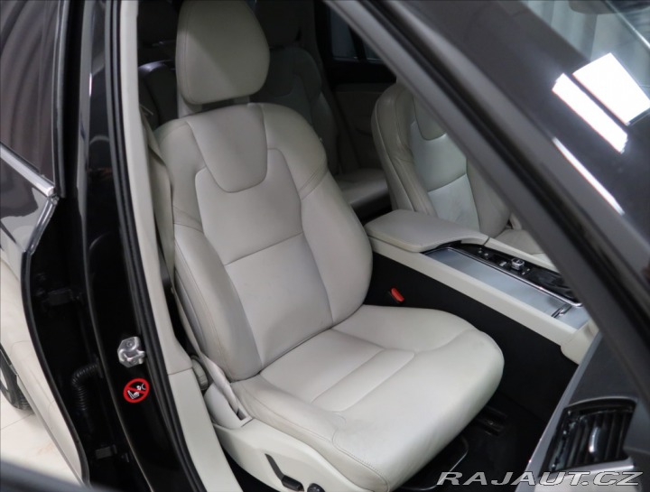 Volvo XC90 2,0 D5 AWD MOMENTUM 7 MÍS 2017