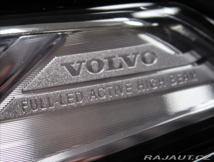 Volvo XC90 2,0 D5 AWD MOMENTUM 7 MÍS 2017