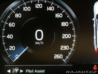 Volvo XC90 2,0 D5 AWD MOMENTUM 7 MÍS 2017