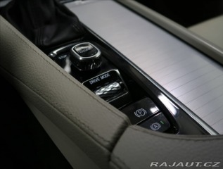 Volvo XC90 2,0 D5 AWD MOMENTUM 7 MÍS 2017