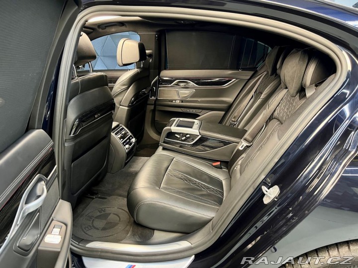 BMW 7 d xDrive M-SPORT, LASER, 2018