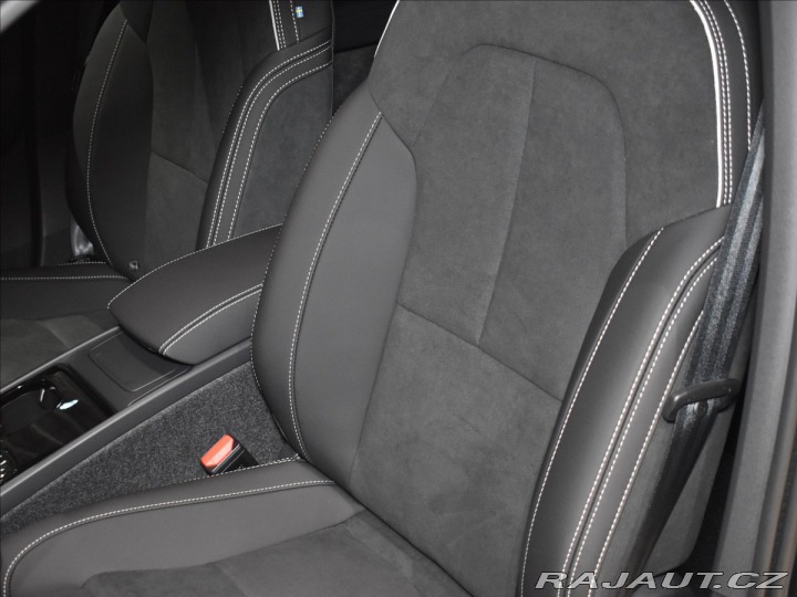 Volvo EC40 Plus  Single Motor Ext. 2025