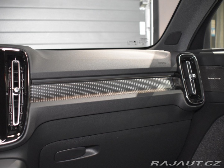 Volvo EC40 Plus  Single Motor Ext. 2025