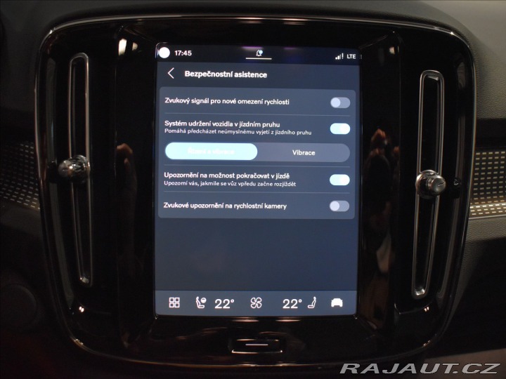 Volvo EC40 Plus  Single Motor Ext. 2025