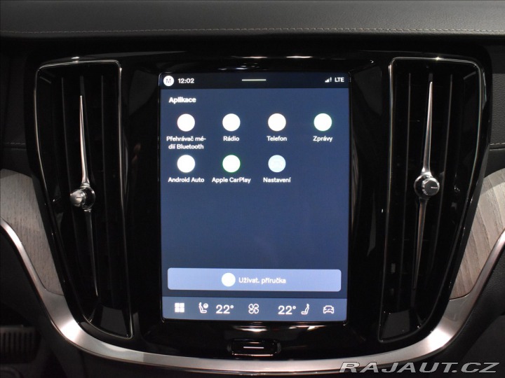 Volvo V60 2,0 B4  Ultra Dark 2025