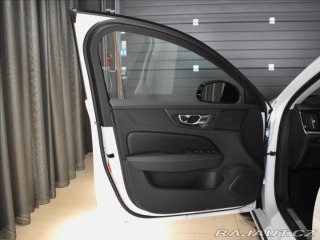 Volvo V60 2,0 B4  Ultra Dark 2025