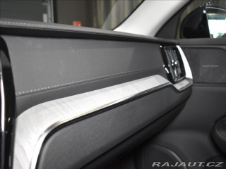 Volvo V60 2,0 B4  Ultra Dark 2025