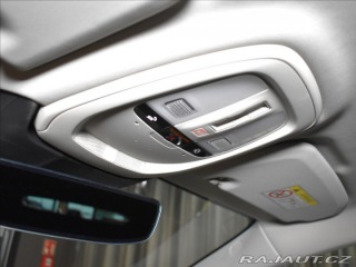 Volvo V60 2,0 B4  Ultra Dark 2025