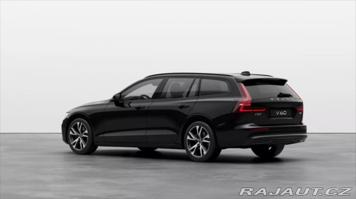 Volvo V60 2,0 B4  Ultra Dark 2025