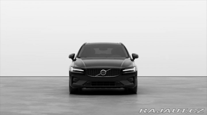 Volvo V60 2,0 B4  Ultra Dark 2025