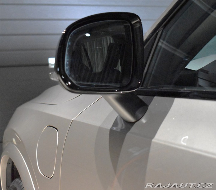 Volvo XC90 2,0 T8  Ultra Dark 2025