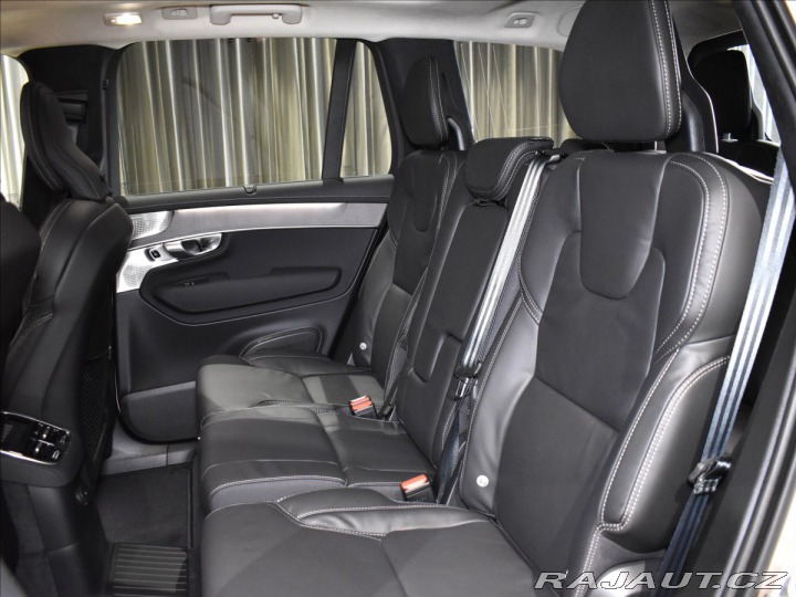 Volvo XC90 2,0 T8  Ultra Dark 2025