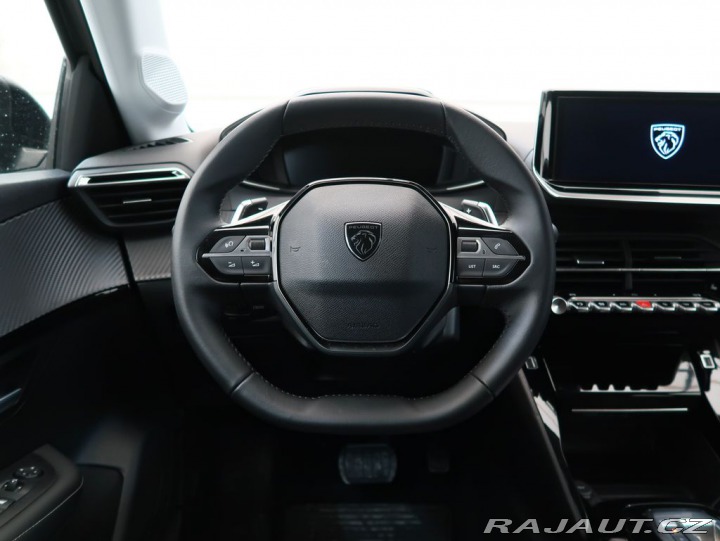 Peugeot 208 1.2HYBRID,CZ,1Maj,ALLURE, 1800