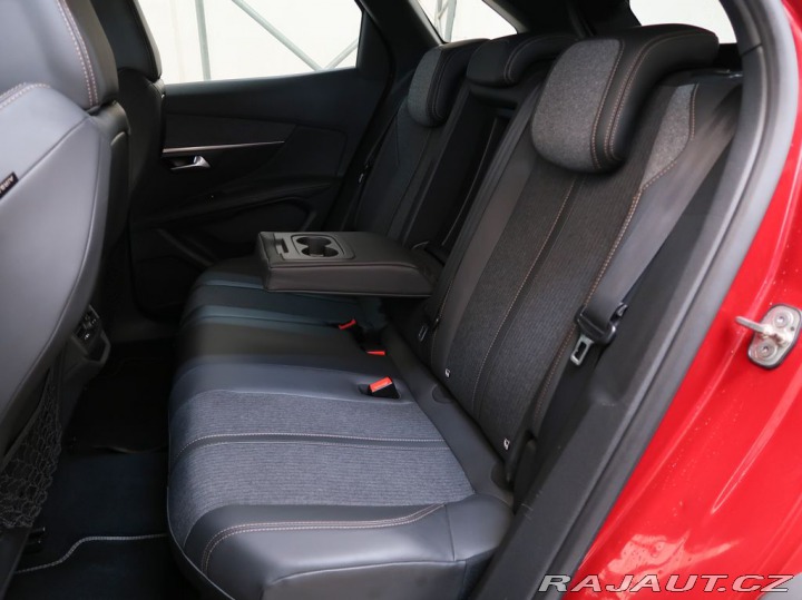 Peugeot 3008 2.0BlueHDi,110kW,GT-LINE, 1800