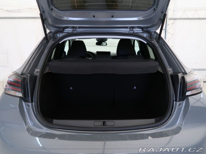 Peugeot 208 1.2HYBRID,CZ,1Maj,ALLURE, 1800