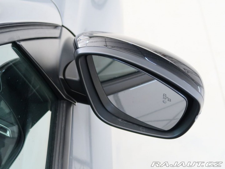 Peugeot 208 1.2HYBRID,CZ,1Maj,ALLURE, 1800