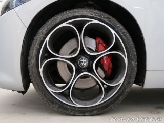 Alfa Romeo Giulia 2.0TURBO,CZ,1Maj,VELOCE,A 1800