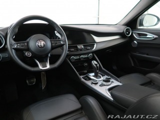 Alfa Romeo Giulia 2.0TURBO,CZ,1Maj,VELOCE,A 1800