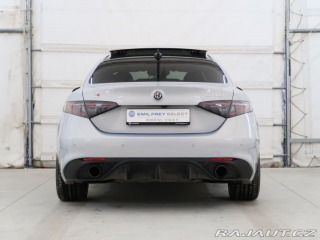 Alfa Romeo Giulia 2.0TURBO,CZ,1Maj,VELOCE,A 1800