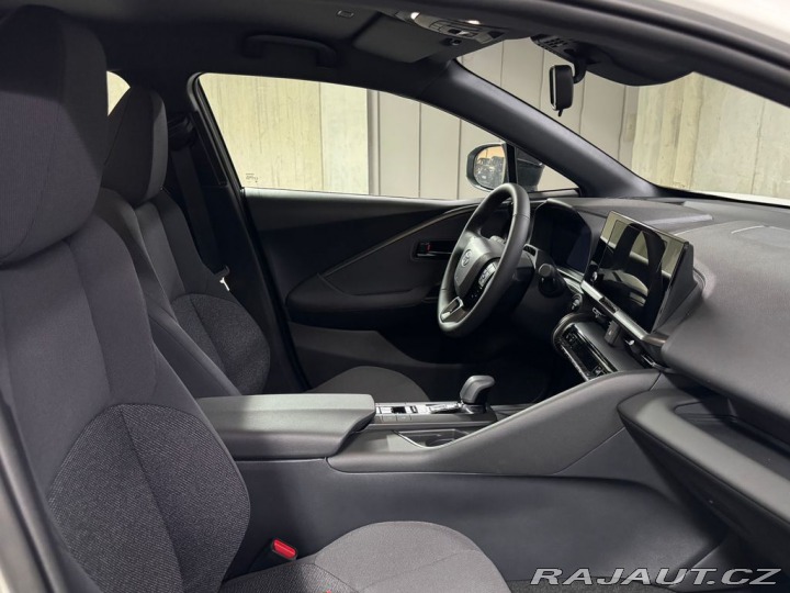 Toyota C-HR 1.8, HEV, Comfort Busines 2026