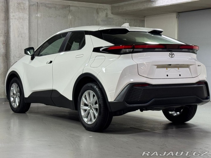 Toyota C-HR 1.8, HEV, Comfort Busines 2026