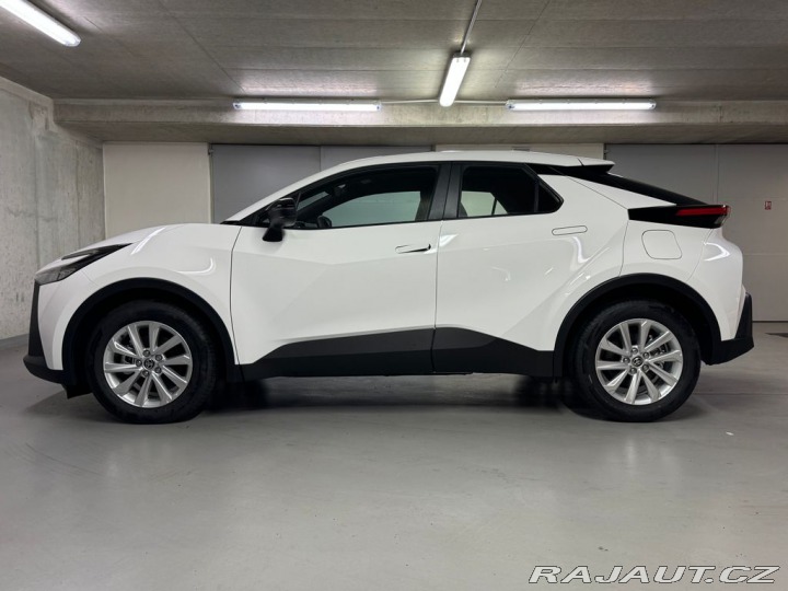 Toyota C-HR 1.8, HEV, Comfort Busines 2026