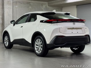 Toyota C-HR Comfort Business 1.8 Hybr 2026