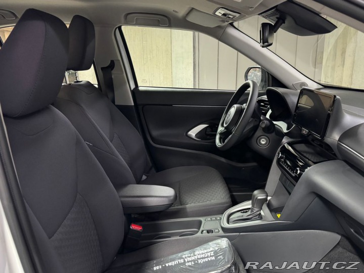 Toyota Yaris Cross 1.5,Hybrid,FWD,116k,Comfo 2026