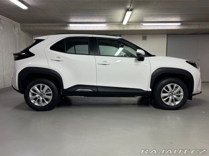 Toyota Yaris Cross 1.5,Hybrid,FWD,116k,Comfo 2026