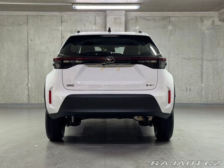 Toyota Yaris Cross 1.5,Hybrid,FWD,116k,Comfo 2026