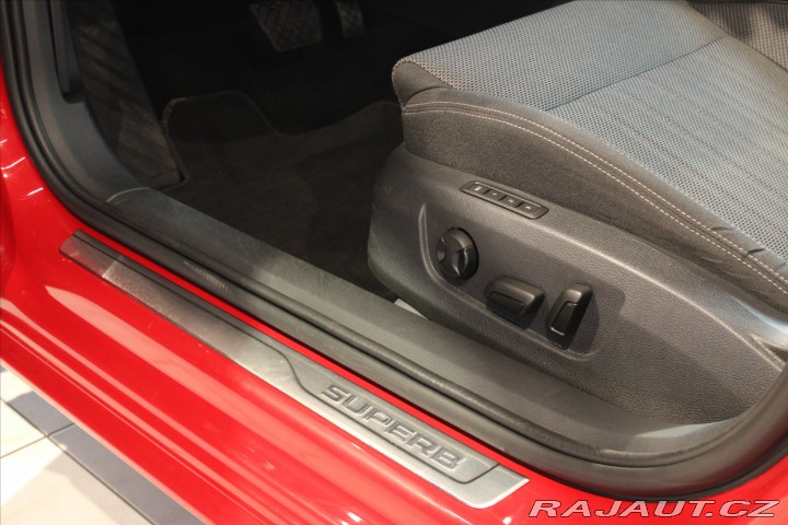 Škoda Superb 2,0 TDi DSG Style 2022
