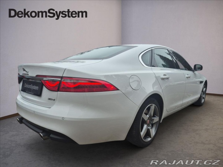 Jaguar XF 3,0 30d R-SPORT 2016