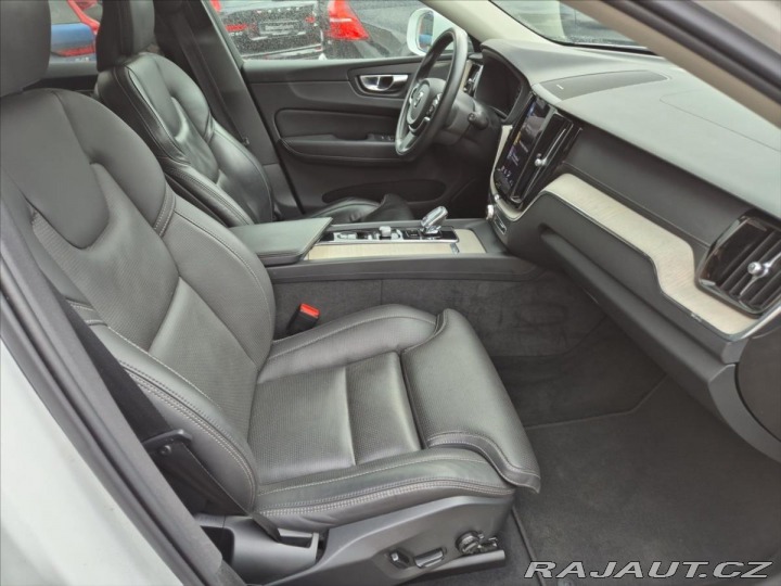 Volvo XC60 2,0 B4 AWD Inscription 2021