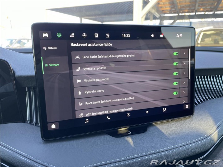 Škoda Superb 2,0 DSG L&K Tažmé*Nez 2025