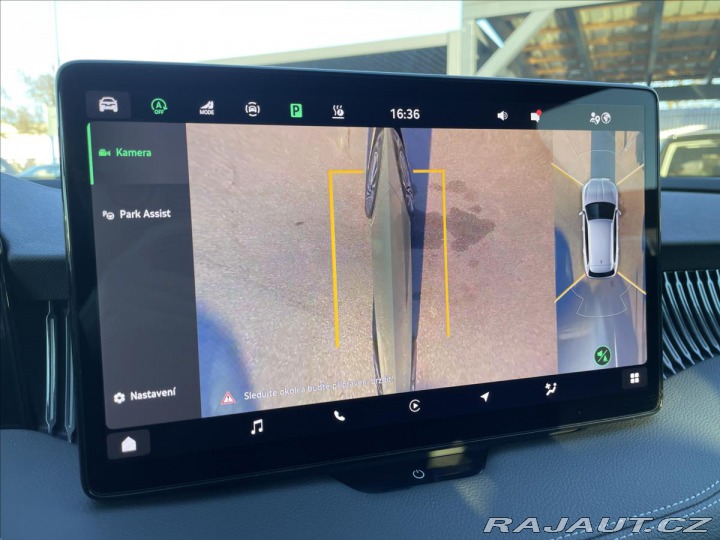 Škoda Superb 2,0 DSG L&K Tažmé*Nez 2025