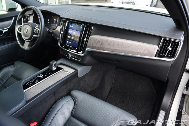 Volvo V90 CC B5 FACELIFT AWD PRAV.S 2021