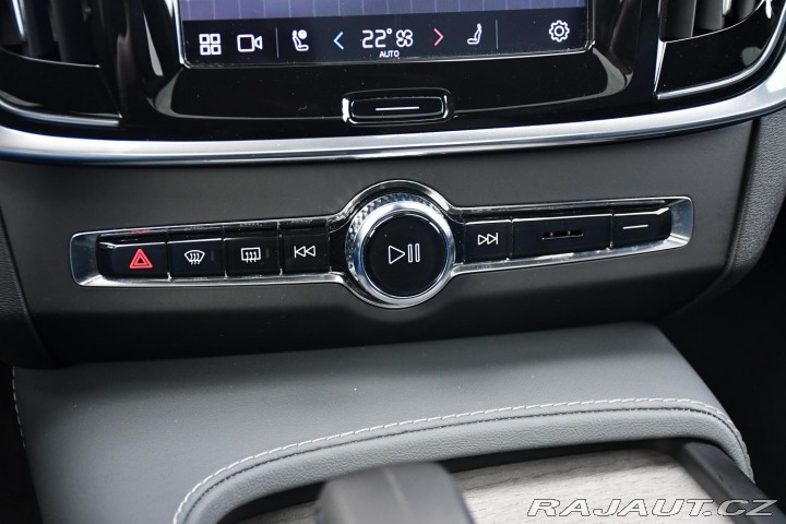Volvo V90 CC B5 FACELIFT AWD PRAV.S 2021