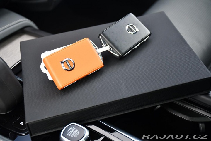 Volvo V90 CC B5 FACELIFT PRAV.SERVI 2021