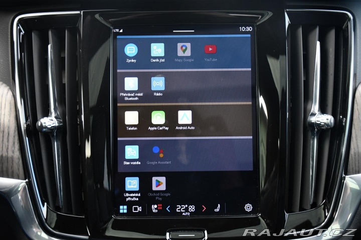 Volvo V90 CC B5 FACELIFT PRAV.SERVI 2021