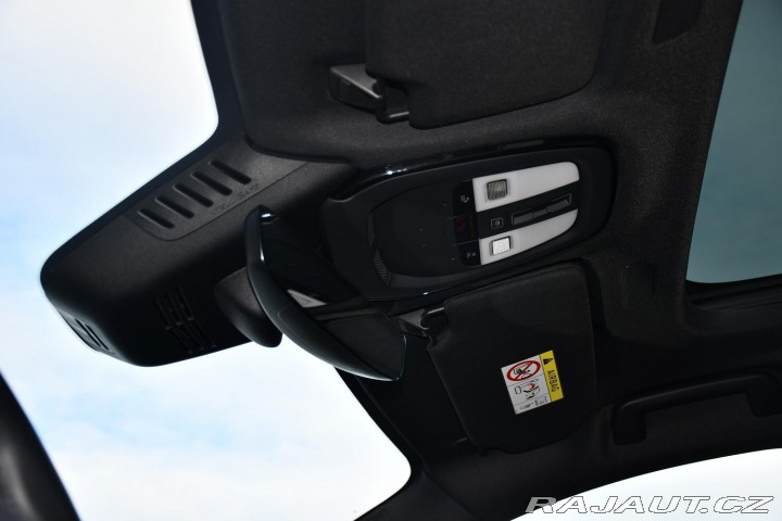 Volvo V90 CC B5 FACELIFT AWD PRAV.S 2021