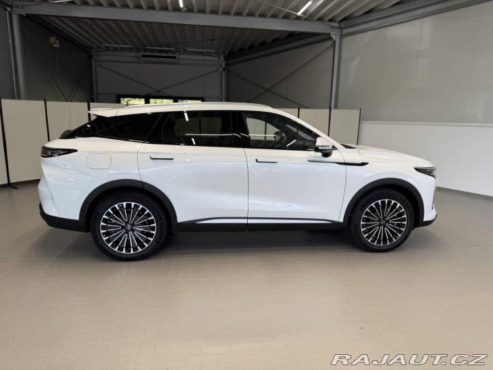 Omoda 9 Premium 1.5t GDI SHS AWD 2026