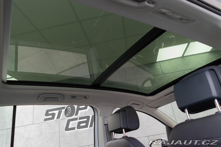 Volkswagen Touran 1.5 TSI DSG*7.MÍST*ACC*ČR 2023