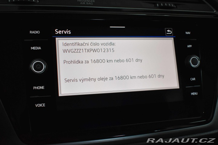 Volkswagen Touran 1.5 TSI DSG*7.MÍST*ACC*ČR 2023