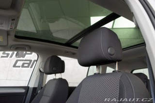 Volkswagen Touran 1.5 TSI DSG*7.MÍST*ACC*ČR 2023