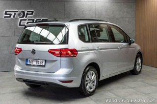 Volkswagen Touran 1.5 TSI DSG*7.MÍST*ACC*ČR 2023