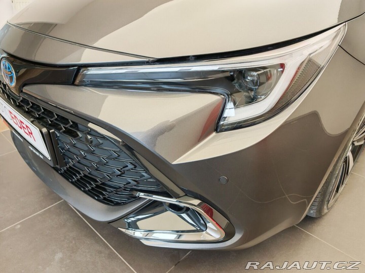 Toyota Corolla 1,8 Hybrid e-CVT Style 2026