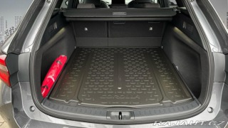 Toyota Corolla 1,8 Hybrid e-CVT Style 2025