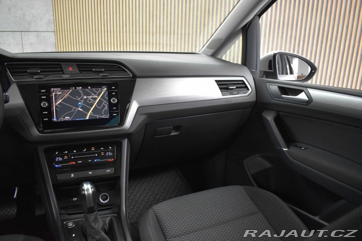 Volkswagen Touran 1.5 TSI TAŽNÉ*7.MÍST*DPH* 2023