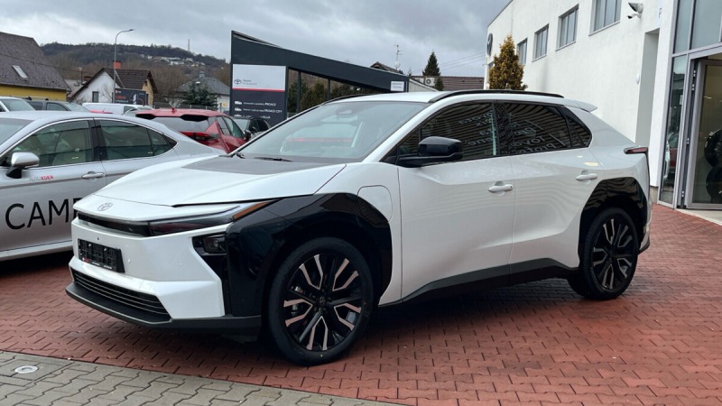 Toyota bZ4X Electric Motor 4x4 Execut